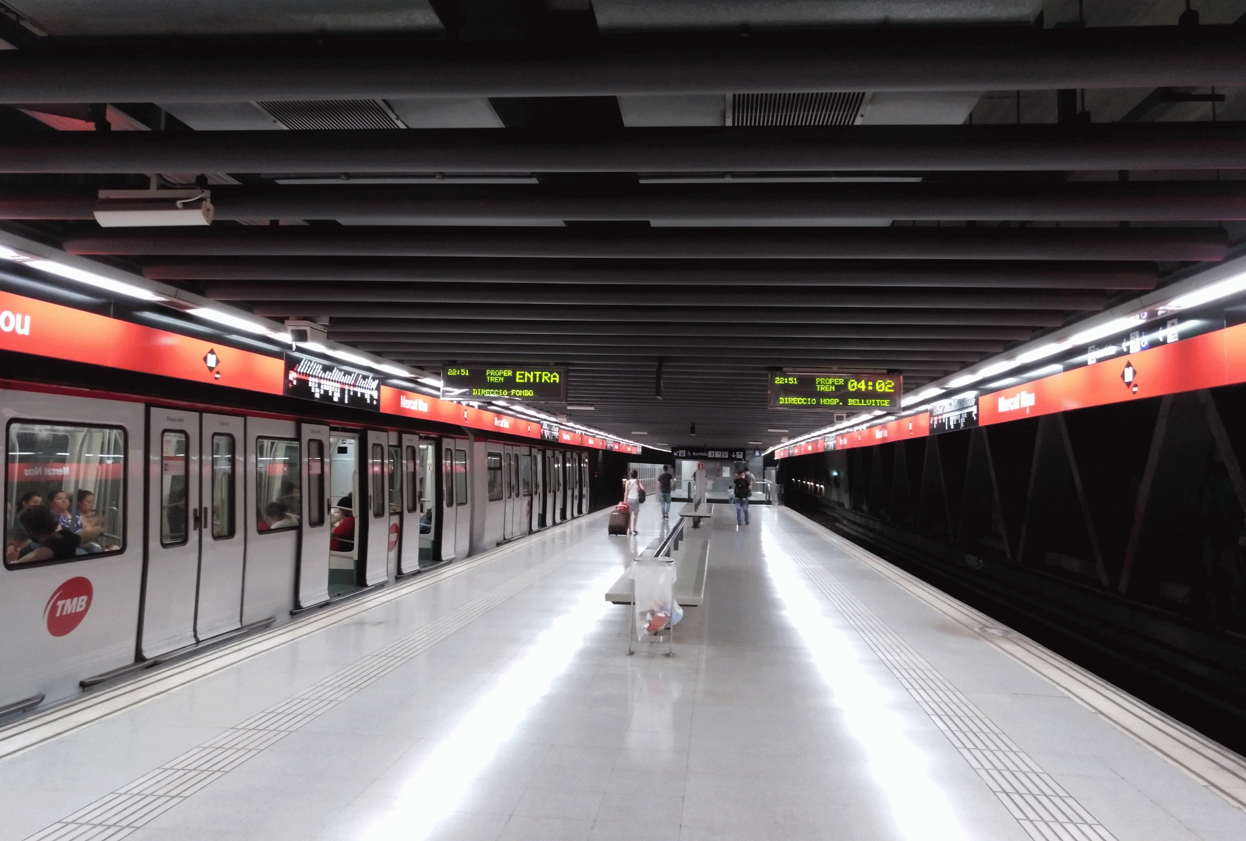 Transports Metropolitans de Barcelona integra ventiladores de alta eficiencia con el sistema Respira de Sener en la estación de metro Hospital Clínic