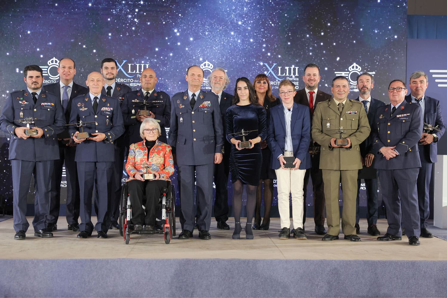 The Sener Foundation sponsors the Air and Space Army Award for University Aerospace Research