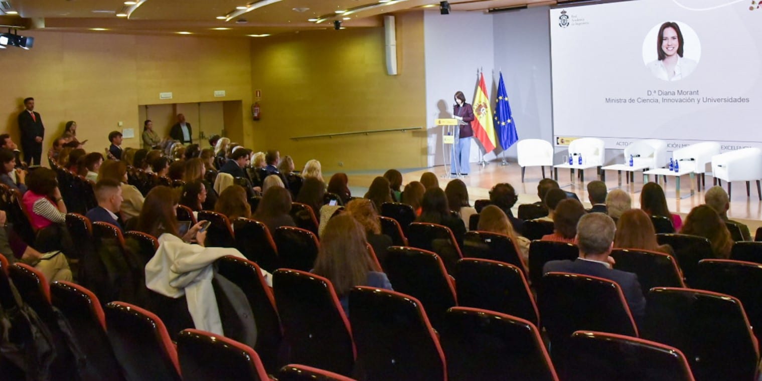 Sener participa en el programa “Mujer e Ingeniería” de la RAI