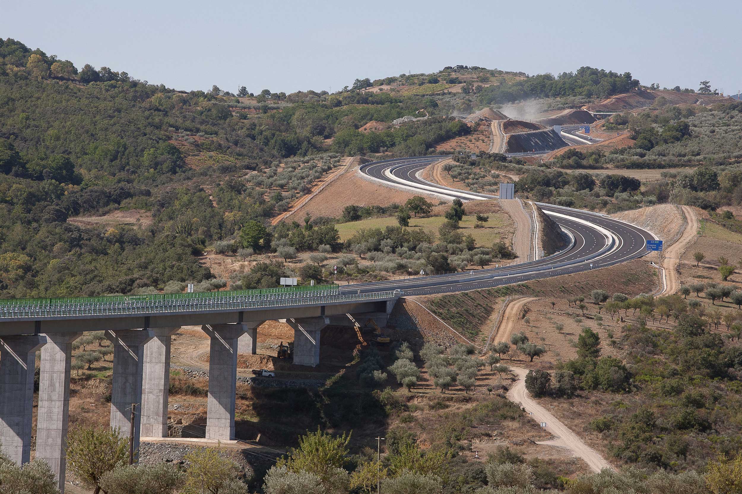 viaducto-autopista-transmontana